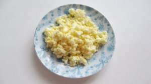 Паштет из сардины с яйцами и луком