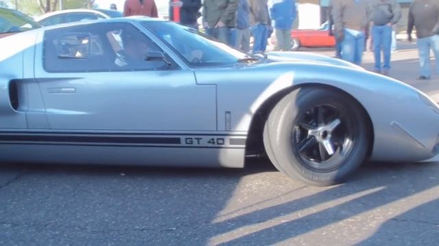 Ford GT40 Replica LOUD Idle and HARD Acceleration! смотреть онлайн