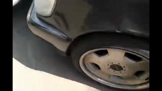 Mercedes-Benz 600SEL cold start смотреть онлайн