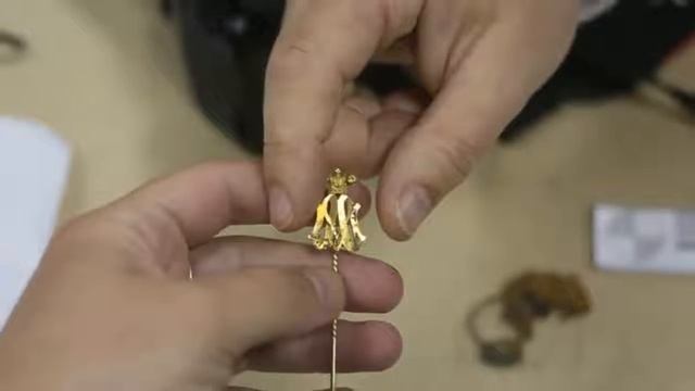 РАЗОБРАЛИ ПЕЧЬ А ТАМ КЛАД смотреть онлайн