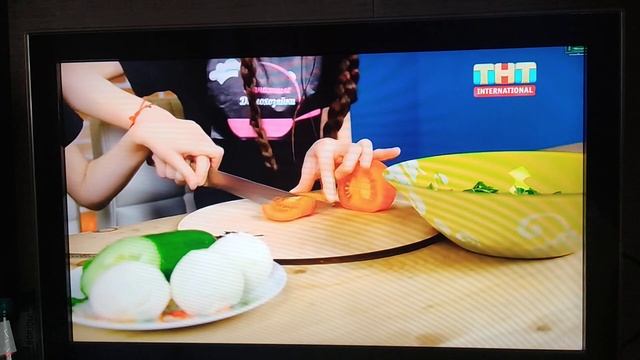 отчаянные домохозяйки лёгкий салат смотреть онлайн