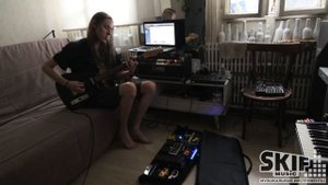 Педаль для электрогитары Mooer Acoustikar | SKIFMUSIC.RU