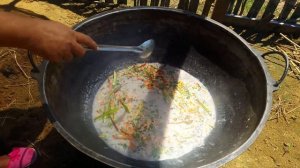 Cooking Some Nice Cookup In Our Garden (Guyanese Style)