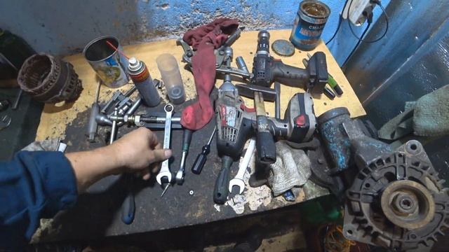 Ремонт генератора ЭЛТРА Прамо.WD-40 творит чудеса.Замена подшипников без пайки.