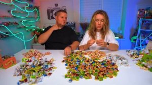 СДЕЛАЛА ОГРОМНЫЙ СЛАЙМ из 1000 ЖВАЧЕК LOVE IS! Смешала ГИГАНТСКИЙ БАБЛ ГАМ челлендж!