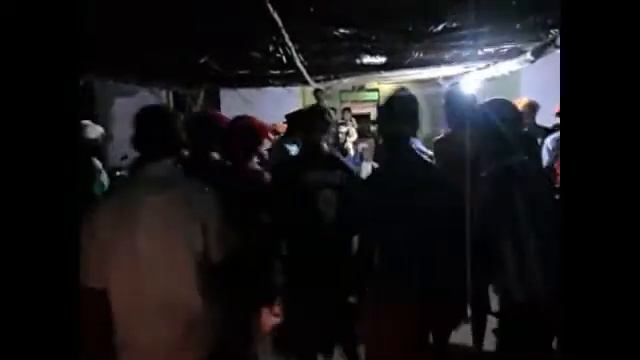 КАК ПРАЗДНУЮТ ИНДИЙЦЫ НА ГОА ПРАЗДНИК КРАСОК смотреть онлайн