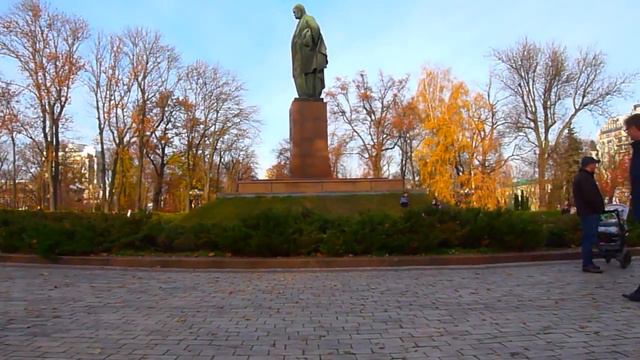 Киев, памятник Шевченко.