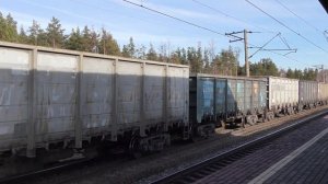 Сплотка тепловозов 2ТЭ10М, 2ТЭ10У и ЧМЭ3 и электровоз ВЛ80С-1277/1128 с грузовым поездом