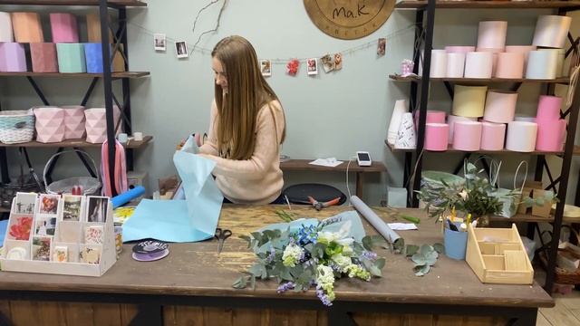 Космический нарцисс/ упаковка букета/ мужской букет/ подарок от коллег смотреть онлайн