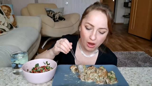 Мукбанг / Брокколи с гусятиной и грибами в сливочно-сырном соусе / not ASMR смотреть онлайн