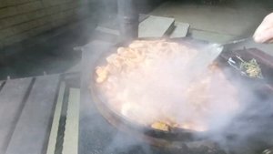 Креветки в сметанном соусе с чесноком. Как приготовить креветки!