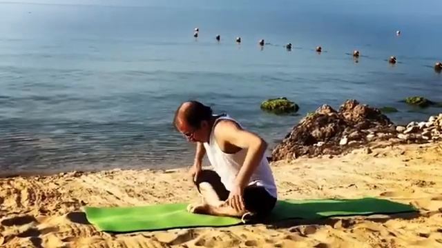 Бхадрасана и Баддха Конасана - Школа йоги Игоря Долбышева «Йога365»