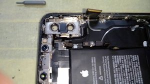 iPhone XS MAX (Не работает вспышка) не спешите менять Led driver.