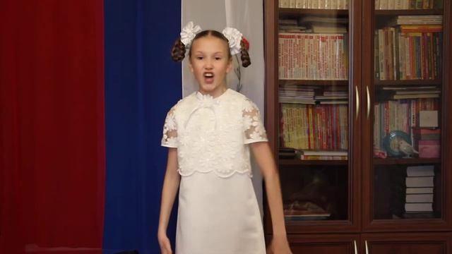 Якубенко Мария - "Салют Победе" (муз. и сл. Э.Калашникова) смотреть онлайн