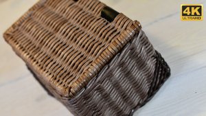 Новая прочная откидная крышка на петлях.