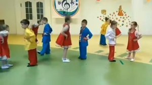 Танец группы №52 "Я за то люблю Ивана"