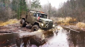 Мужик на ЗИЛ бросился в брод без разведки. Эксклюзивный советский грузовик ЗИЛ 131 4х4 и Toyota Hilu