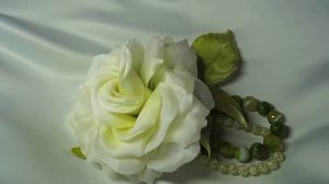 Брошь-роза Белый мастер с подвесками