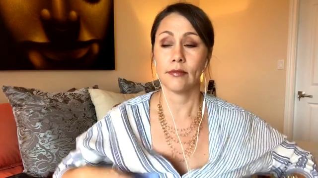 S1 E33: Being the CFO of your life смотреть онлайн