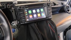 2013-2018 Toyota RAV4 | Wired Apple CarPlay & Android Auto | Plug & Play Installation