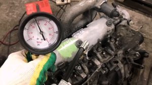 компрессия 28 киллограм renault scenic 1.9 DCI F9Q 1.037