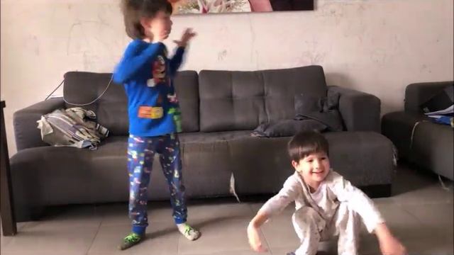 На зарядку становись смотреть онлайн