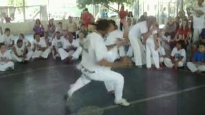 Capoeira Cordão de ouro