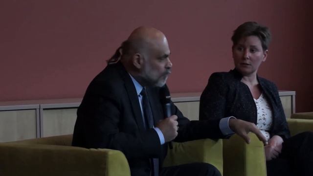 Дискуссия "Туристам здесь не место" в рамках проекта "Фабрика смыслов" смотреть онлайн