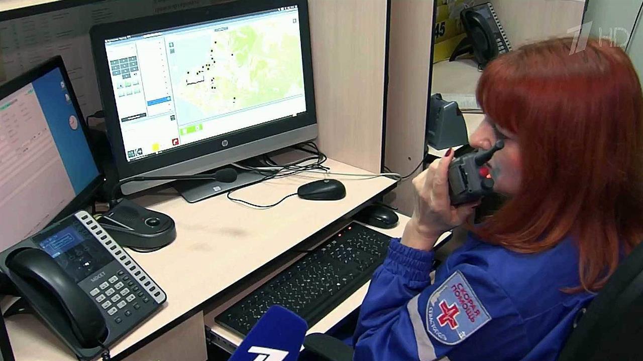 Севастопольские подстанции скорой помощи получили 13 современных автомобилей