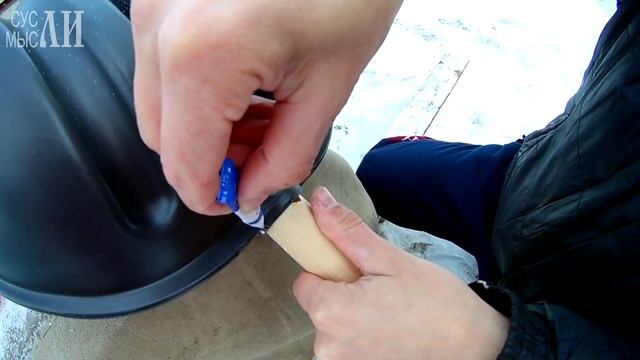 Как крепко склеить пластиковую лопату для уборки снега смотреть онлайн