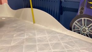 Кровать машинка