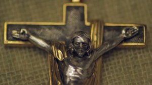 Православный нательный крест с изображением Иисуса Христа