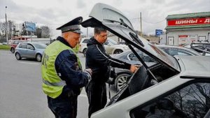 Что нужно ответить инспектору ГИБДД если он требует аптечку и огнетушитель?