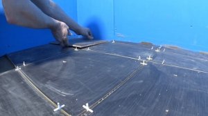 укладка плитки с уклоном к трапу