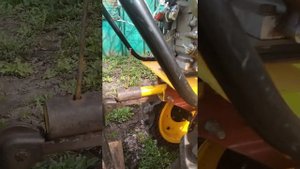 Приспособление к мотоблоку для смены колес на ножи