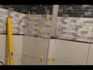 УГЛЫ ПЛИТКИ в ванной ! УКЛАДКА плитки своими руками видео инструкция Варианты укладки керамической
