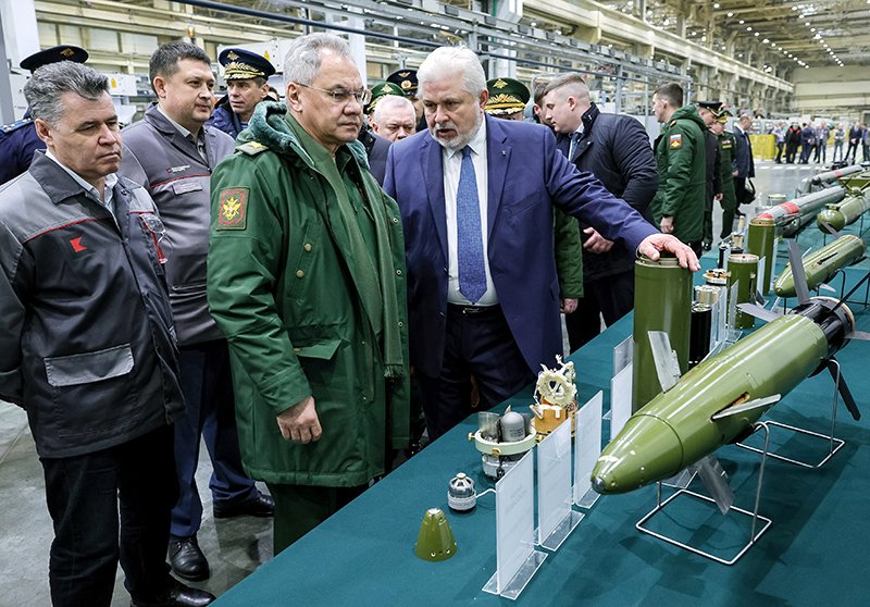 Шойгу рассказал об увеличении производства оружия и боеприпасов / События на ТВЦ