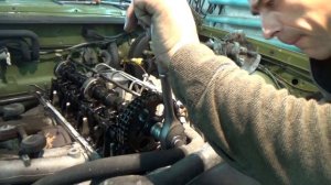 Мерседес 123 2,4 Д ,регулировка зазора клапанов .