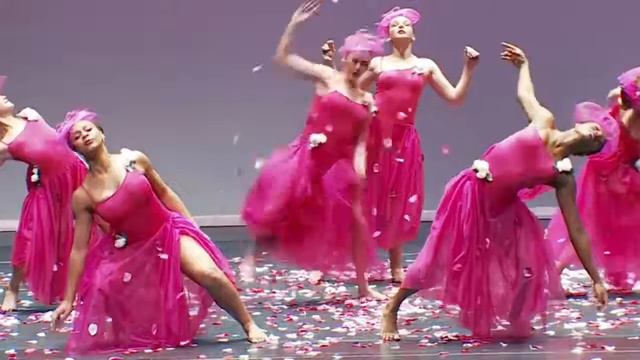 КАК ДЕД МОРОЗ ОТЖИГАЕТ ПОСЛЕ НОВОГО ГОДА(ПЕСНЯ) смотреть онлайн