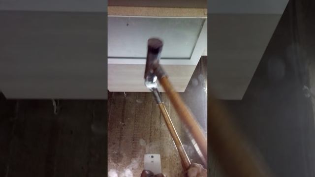Клей силикон фирми  Момент
