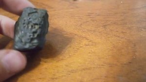 ?нашел на даче метеорит но неизвестно метеорит ли это