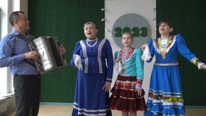 Семейный ансамбль. Казачья песня "Как за Доном за рекой". Связь поколений.