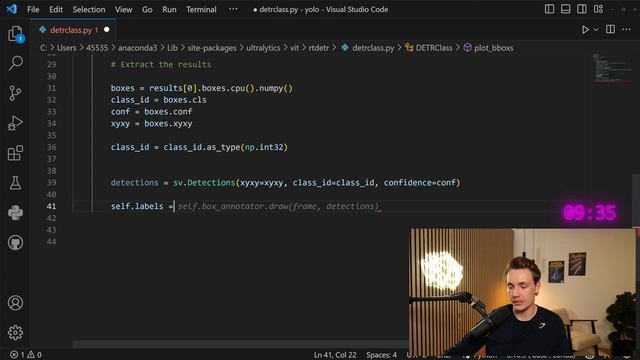 Real-Time Object Detection Class with Transformers and DETR on Webcam