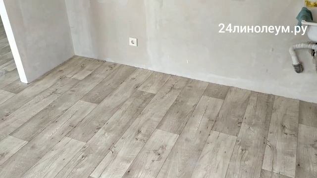 Клеим линолеум визуально без стыков Ютекс Форум 2х ком. в Солнечном 60 лет СССР с полной приклейкой