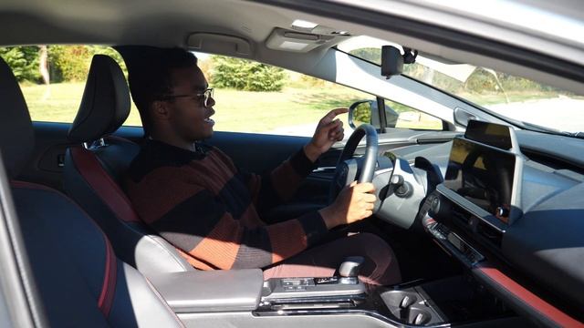 The 2023 Toyota Prius Prime is a SUPERB Long-Range Electric Car Alternative! смотреть онлайн