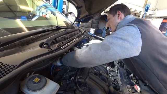 Honda Vezel - техобслуживание и подготовка к летнему сезону смотреть онлайн