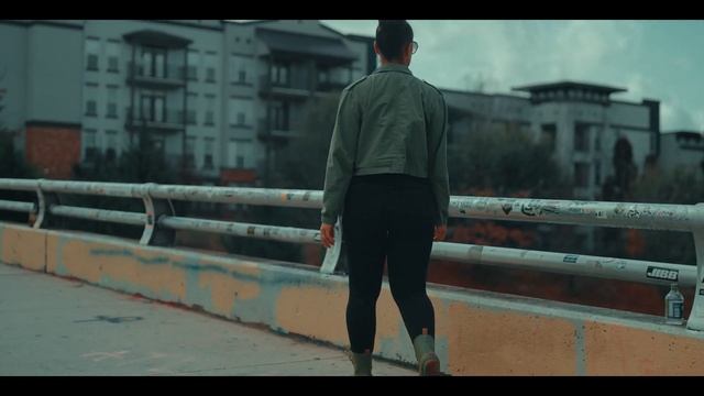 Walking by Faith | Short Film | Sony FX3 + 50mm 1.2 GMaster | Video Portrait смотреть онлайн