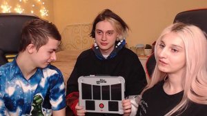 даша карейка   девочка с сюрпризом