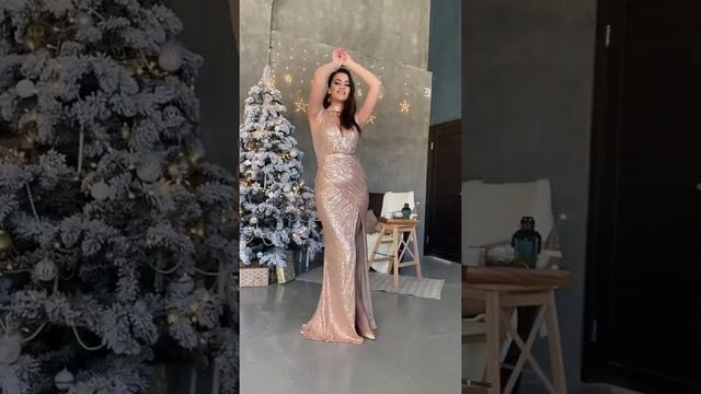 Екатерина Луцкая в платье Бриана для RomanovaStyle смотреть онлайн