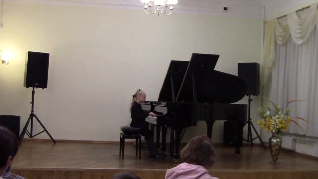 Галкина Ульяна И. С. Бах 2-х голосная инвенция (F-dur); С. Майкапар Токкатина смотреть онлайн